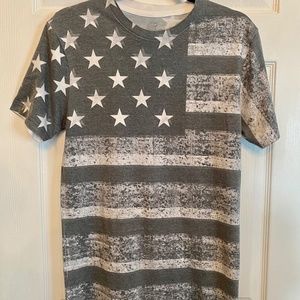National Archives American Flag T-Shirt. EUC